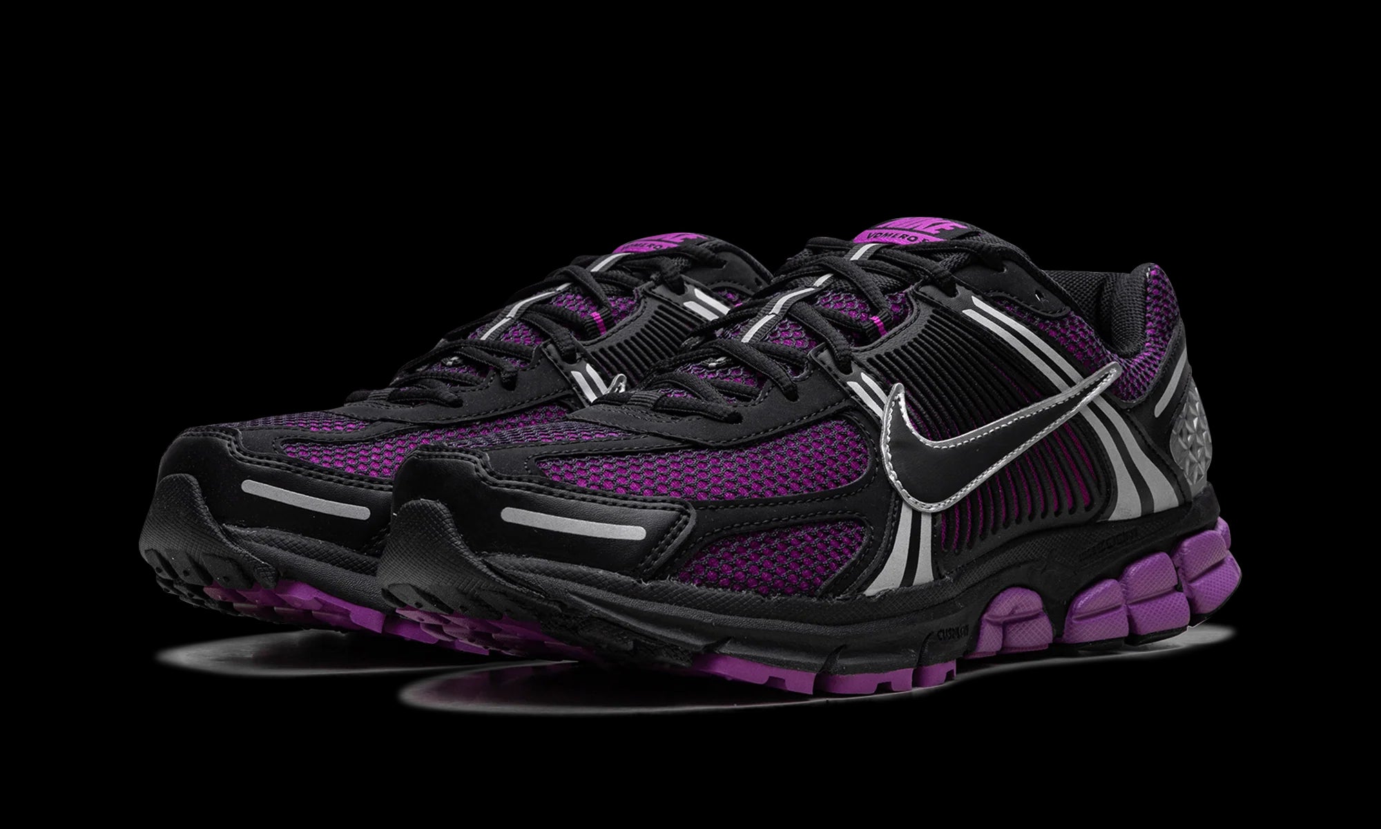 Zoom Vomero 5 "Black Vivid Purple"