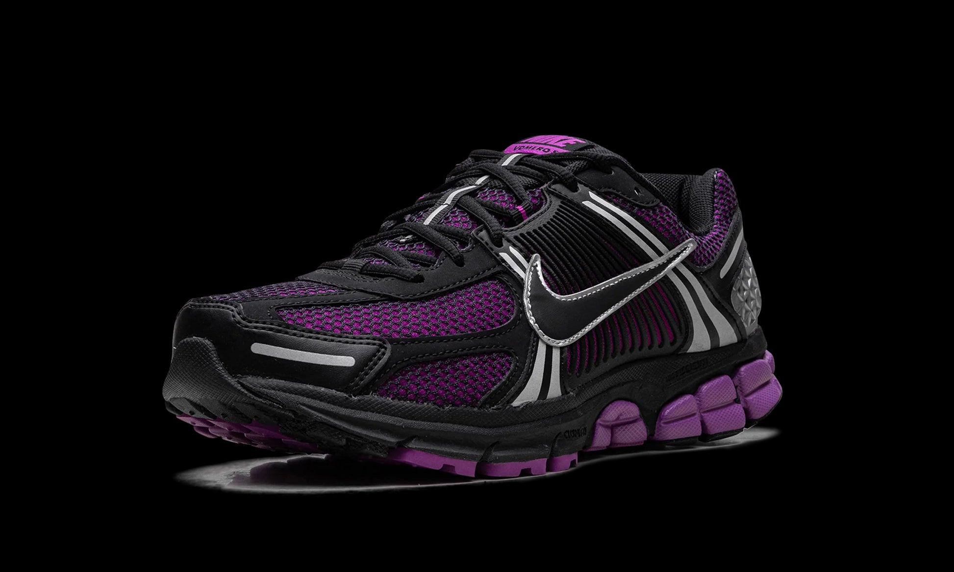 Zoom Vomero 5 "Black Vivid Purple"
