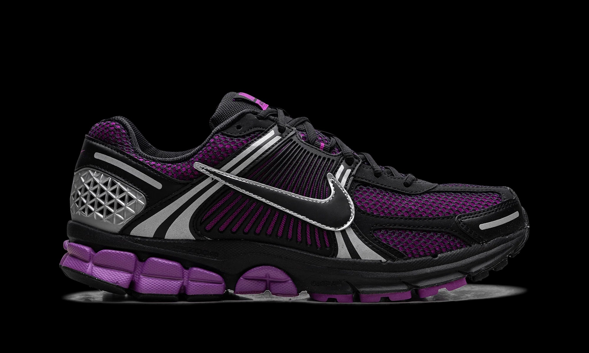Zoom Vomero 5 "Black Vivid Purple"
