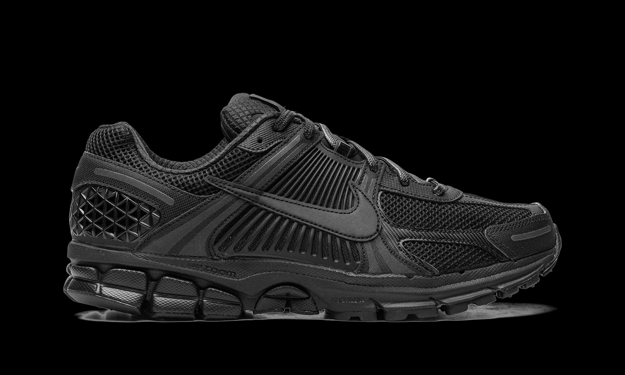 Zoom Vomero 5 "Triple Black"